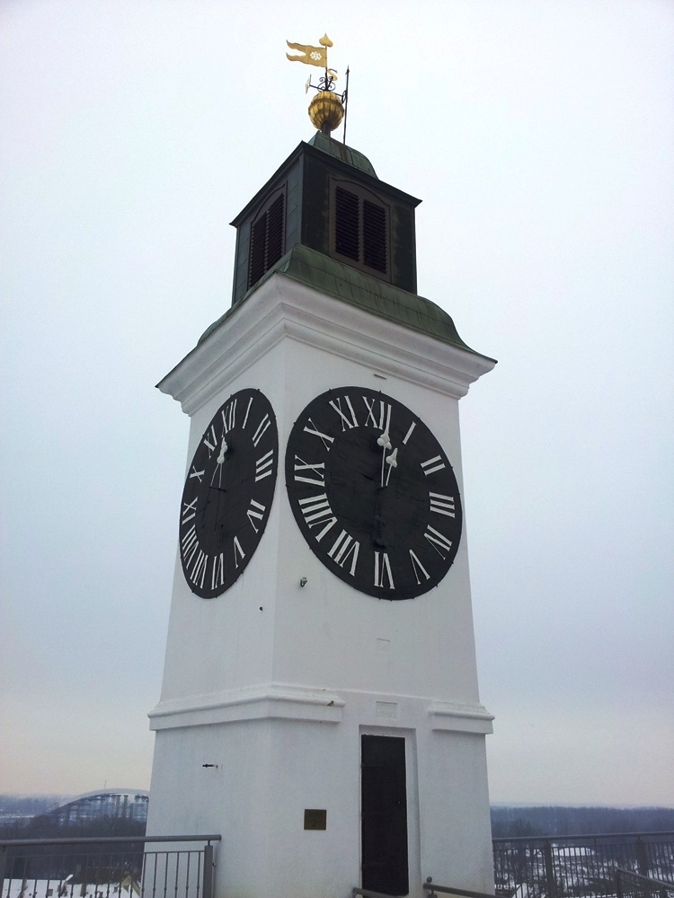 Часовая башня в Нови-Саде